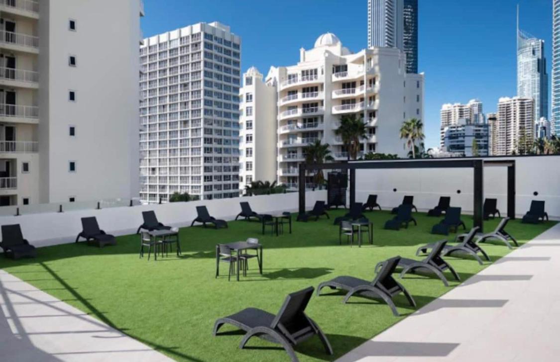 Luxury Apartment & Ocean View In Surfers Paradise โกลด์โคสต์ ภายนอก รูปภาพ