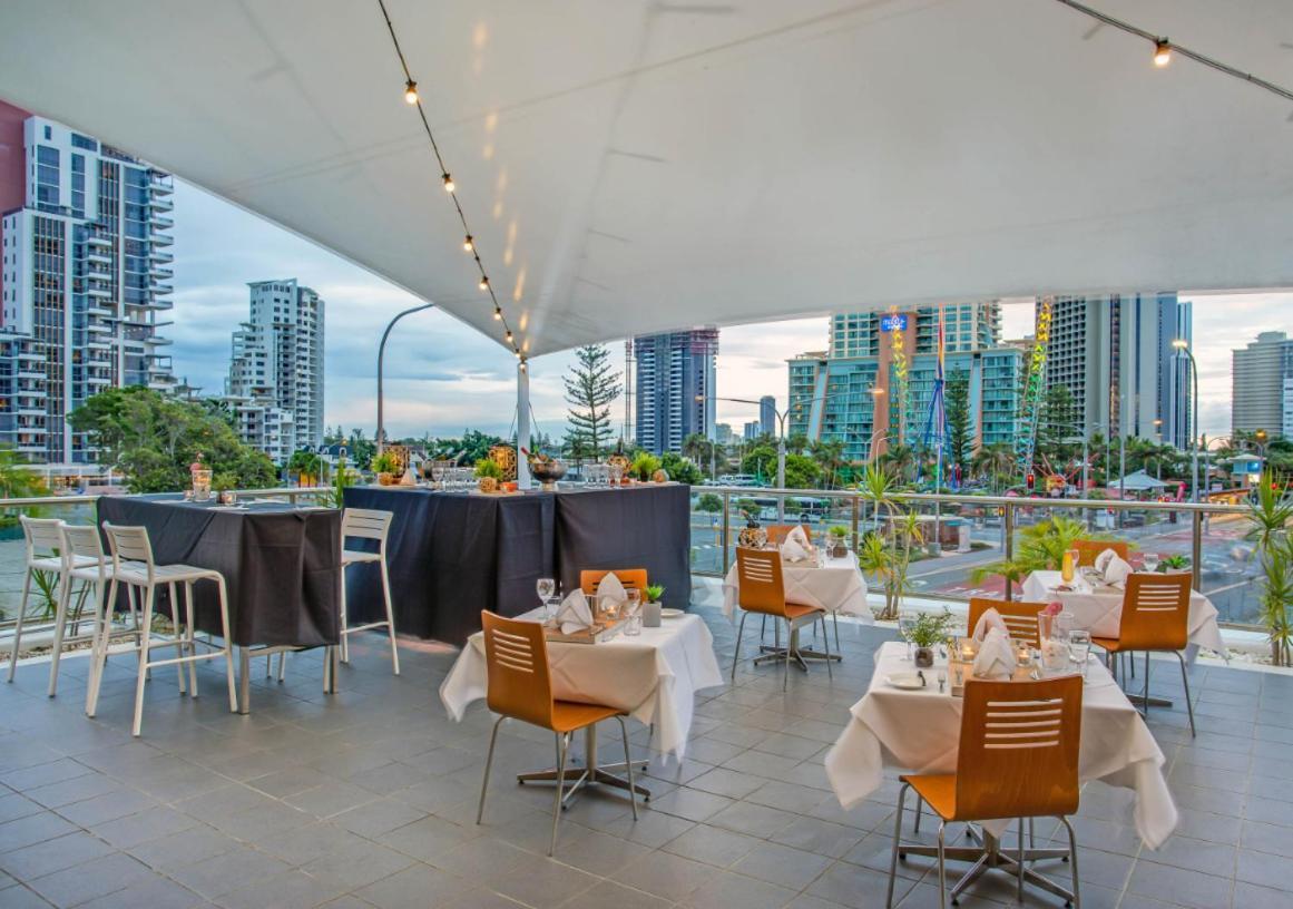Luxury Apartment & Ocean View In Surfers Paradise โกลด์โคสต์ ภายนอก รูปภาพ